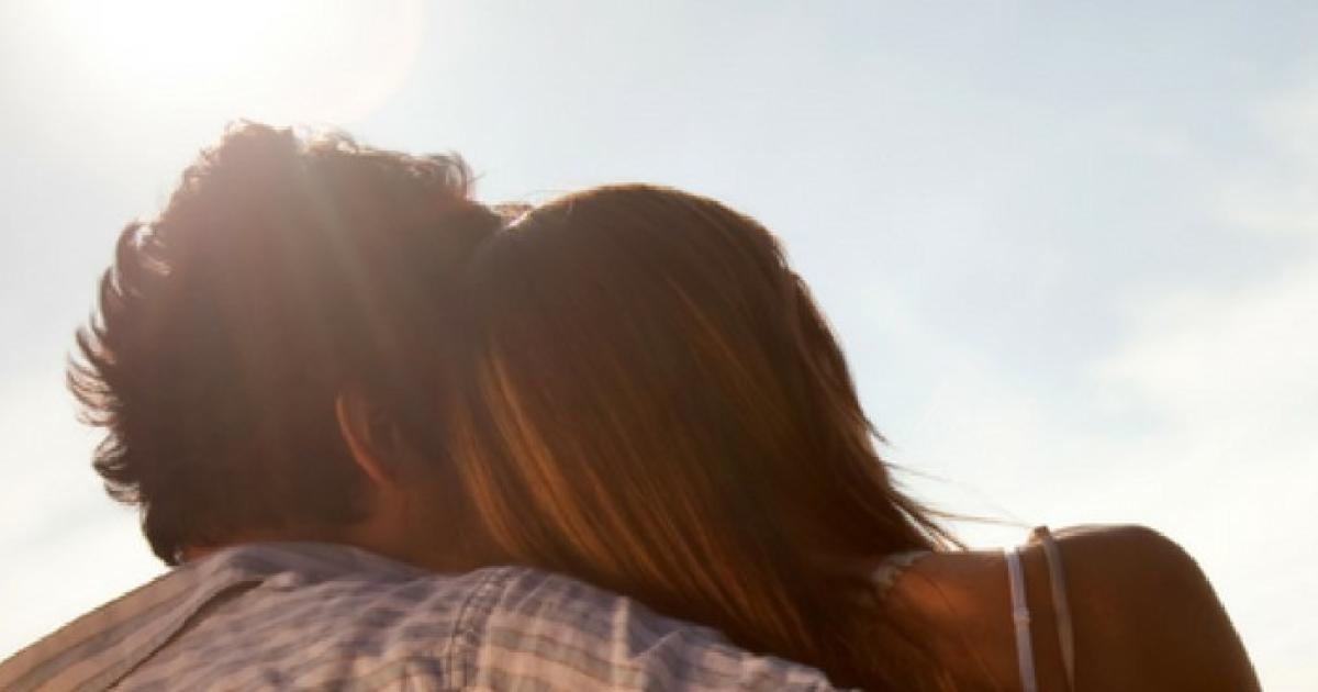 Men yalangâoch holda suratga tushyapman Ozining klitorini yalayotgani videosi